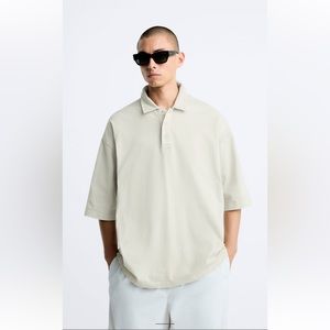 ✨SALE✨ ZARA OVERSIZED POLO SHIRT
✨SALE✨